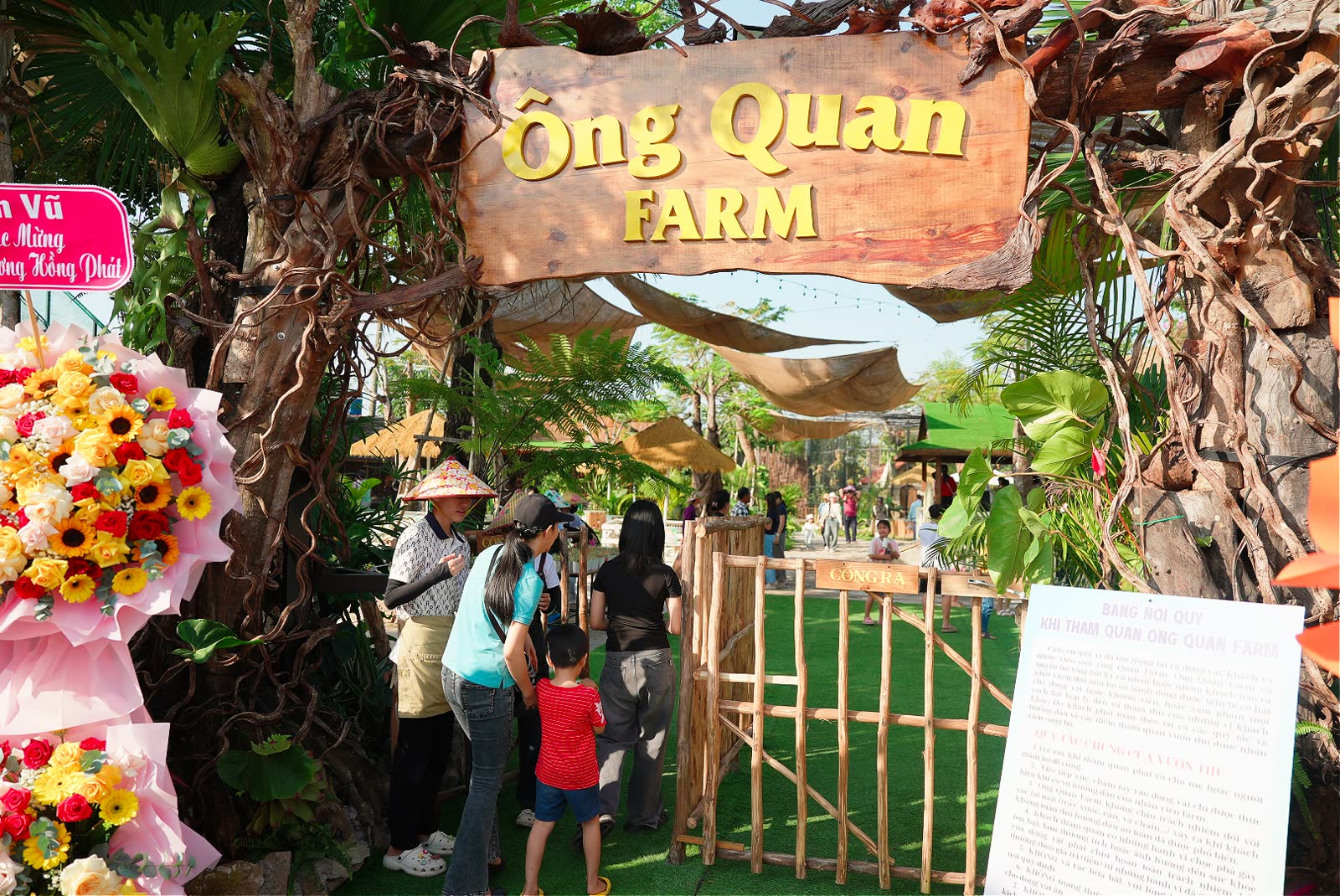 Không gian tham quan chính tại Ông Quan Farm